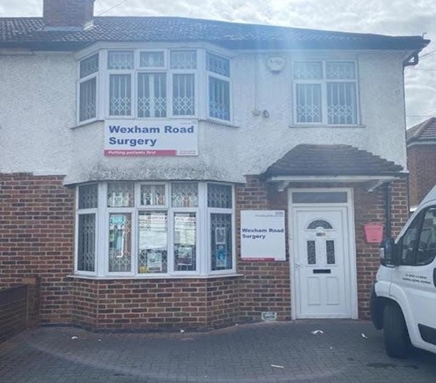 photo of the outside of 242 Wexham Road Surgery.